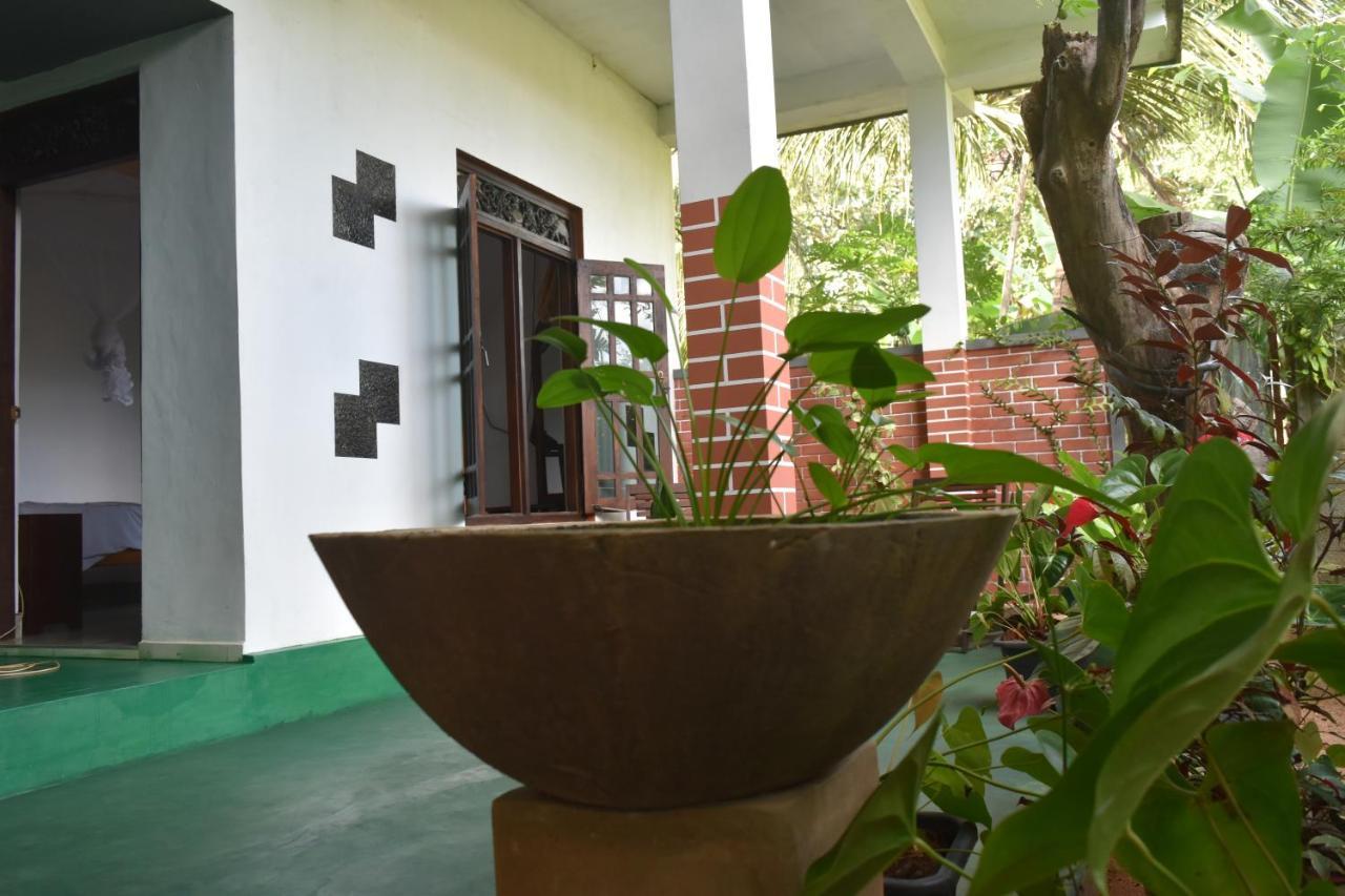 Sigiri Dilu Villa Sigiriya Eksteriør bilde